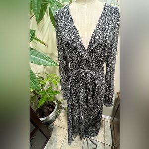 LAST ONE! Medium Maxi Dress V